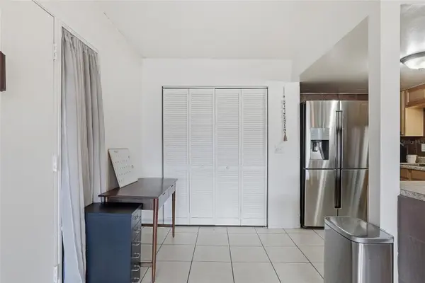 8602 CHAMPLAIN CT #90, Tampa, FL 33614