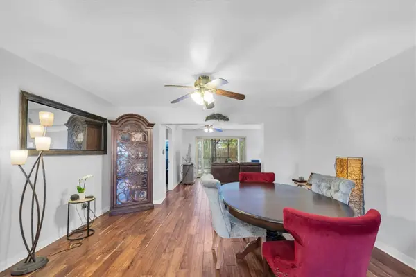 1700 74TH AVE N, St Petersburg, FL 33702