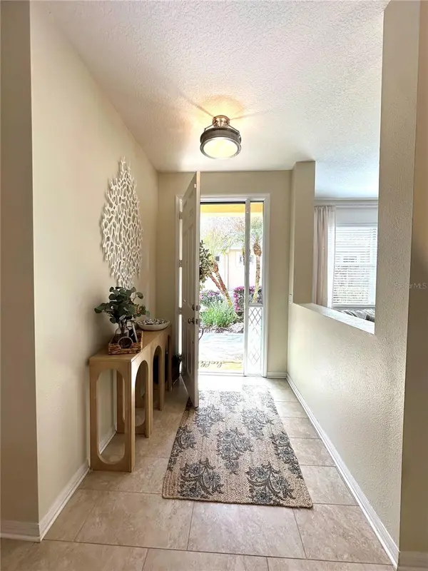 8137 PONKAN RD, Land O Lakes, FL 34637