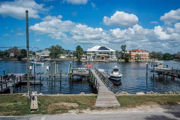 5038 SUNSET BLVD, Port Richey, FL 34668