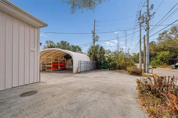 1060 HARBOR LAKE DR, Safety Harbor, FL 34695