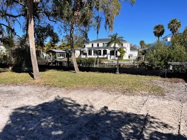 2640 S DUNDEE ST, Tampa, FL 33629