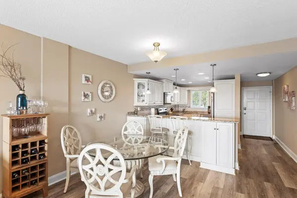 1200 N SHORE DR NE #407, St Petersburg, FL 33701