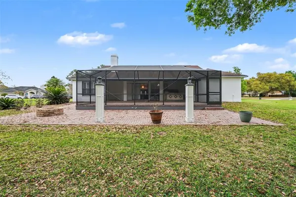 19216 RIDGELAKE DR, Lutz, FL 33549