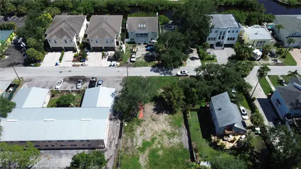 4813 W FLAMINGO RD, Tampa, FL 33611
