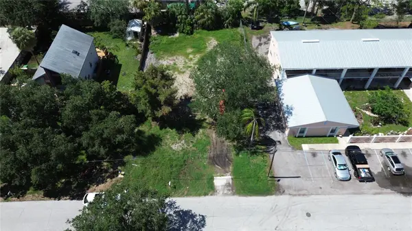 4813 W FLAMINGO RD, Tampa, FL 33611