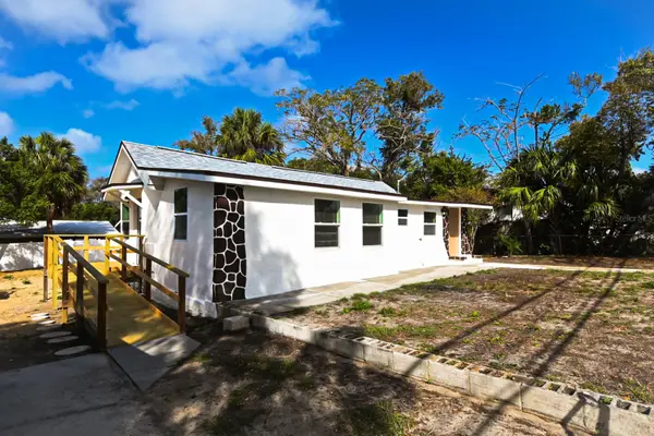 426 S DISSTON AVE, Tarpon Springs, FL 34689