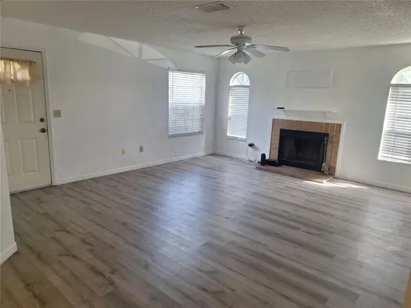 11910 SKYLAKE PL #E, Temple Terrace, FL 33617