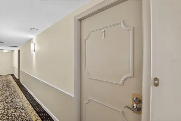100 PIERCE ST #703, Clearwater, FL 33756