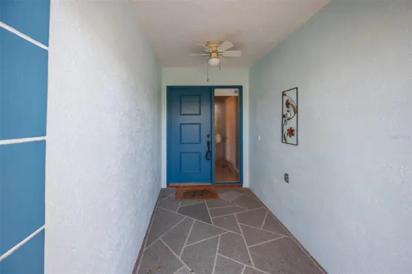 2514 LOCKSLEY ST, Sun City Center, FL 33573