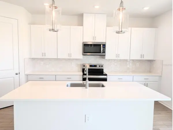 9017 VENETIA CT, Palmetto, FL 34221