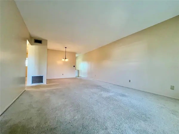 2041 AUSTRALIA WAY W #49, Clearwater, FL 33763