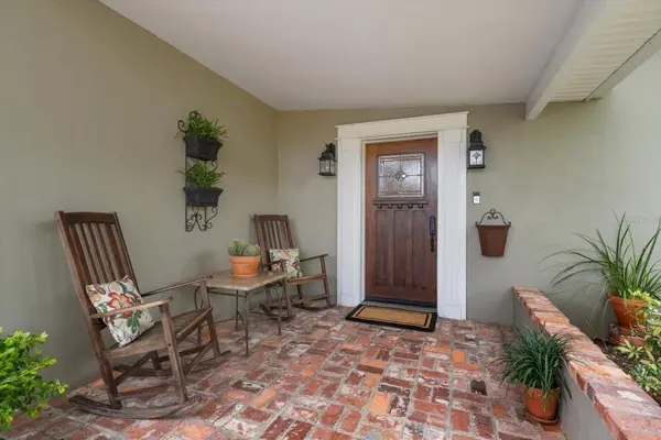 1718 MEREDITH LN, Belleair, FL 33756
