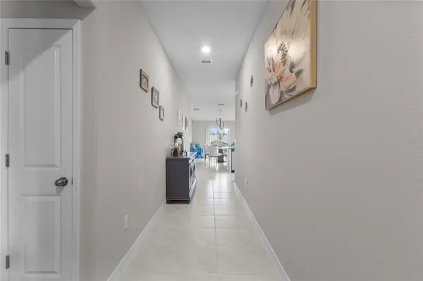 5426 BLUE AZURE DR, Wimauma, FL 33598