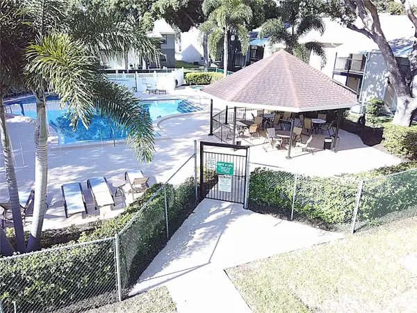 3808 N OAK DR #U42, Tampa, FL 33611