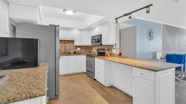 5130 BRITTANY DR S #507, St Petersburg, FL 33715