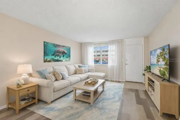 5095 BAY ST NE #110, St Petersburg, FL 33703
