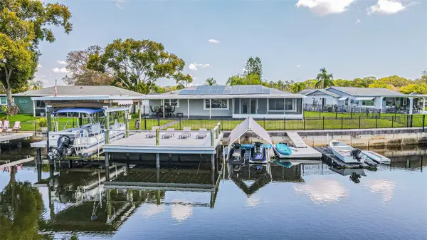 1125 FERNWOOD DR, Holiday, FL 34690