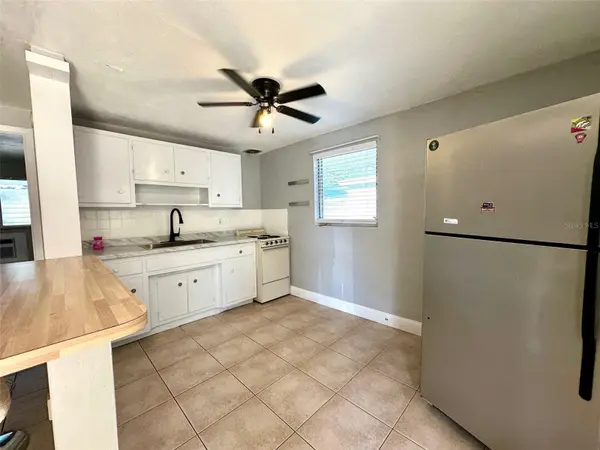 2035 EDGEWATER DR #10, Clearwater, FL 33755