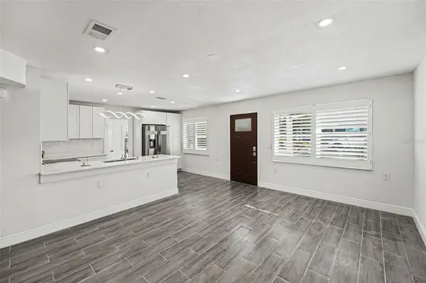 318 BATH ST, Tarpon Springs, FL 34689