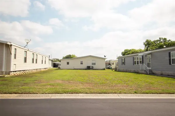 3024 BRIAR ST, Wesley Chapel, FL 33543