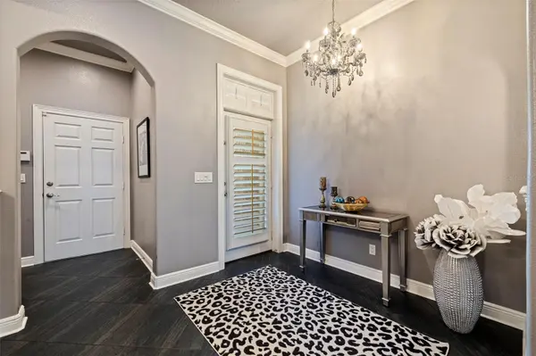 618 SAXONY BLVD, St Petersburg, FL 33716