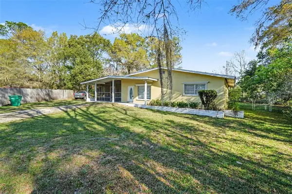 9101 S SUNSET PT, Floral City, FL 34436