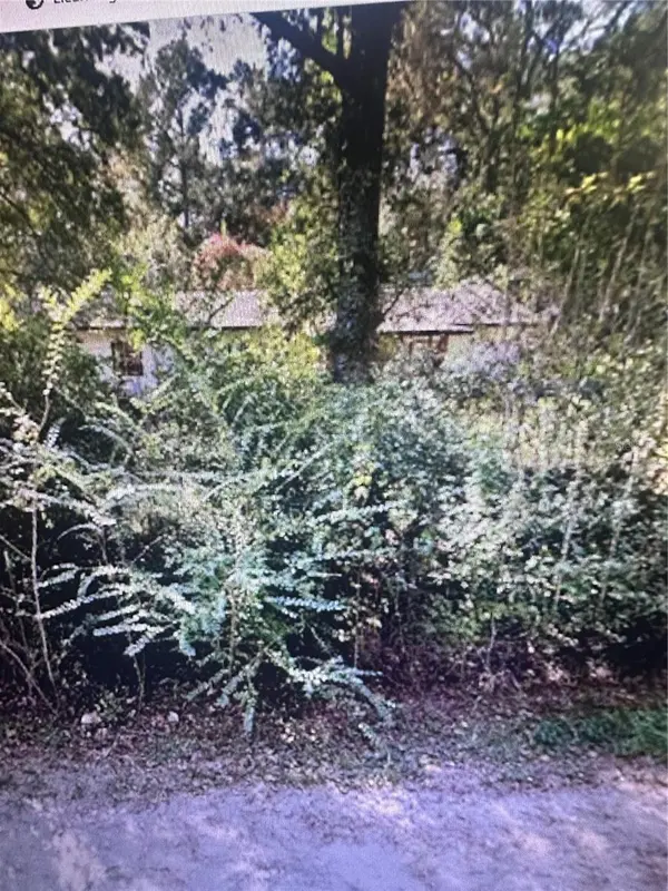 2180 BONIFAY GRITNEY RD, Caryville, FL 32425