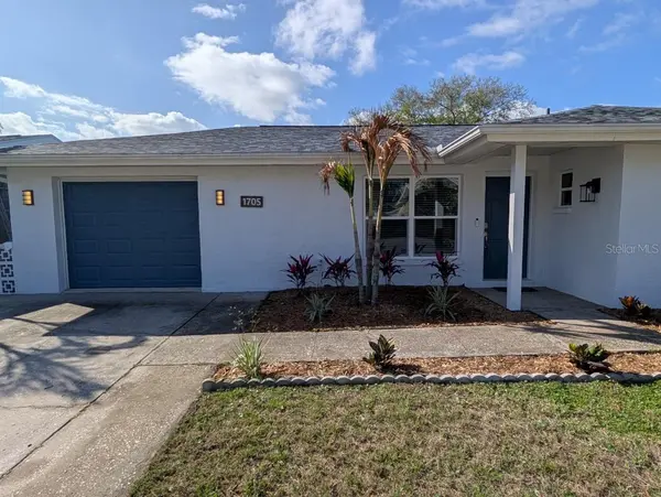 1705 IRONWOOD CT E, Oldsmar, FL 34677