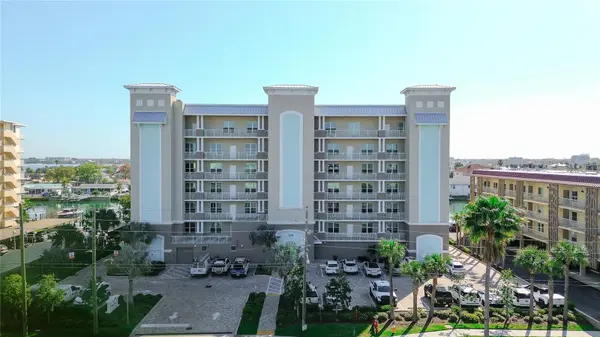 125 ISLAND WAY #503, Clearwater Beach, FL 33767