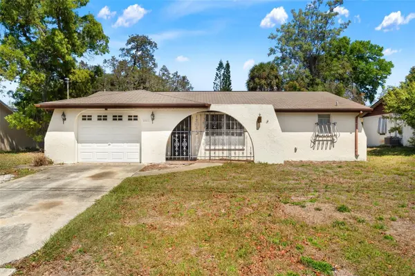 8511 LONG BOAT LN, Hudson, FL 34667