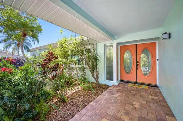 3749 MCKAY CREEK DR, Largo, FL 33770