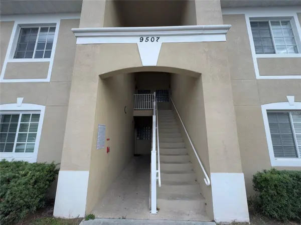 9507 AMBERDALE CT #201, Riverview, FL 33578