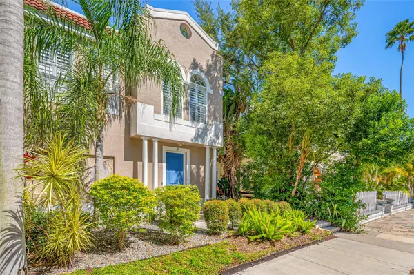 237 7TH AVE N #2, St Petersburg, FL 33701