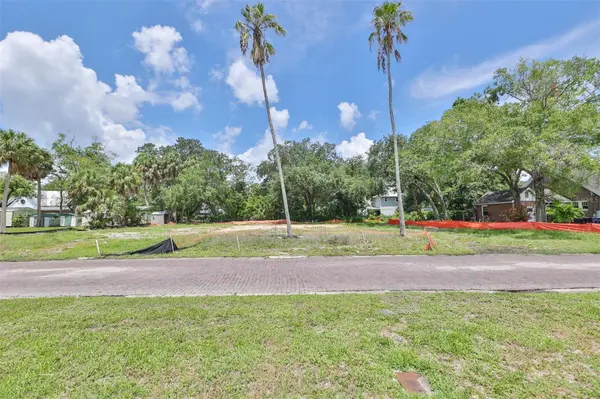 6909 S SPARKMAN ST, Tampa, FL 33616