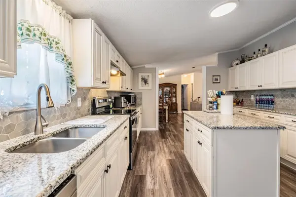 13544 KENT BRADLEY ST, Dade City, FL 33525
