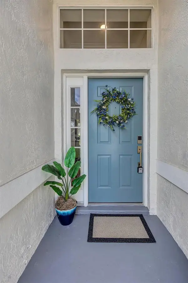 4039 WESTBOURNE CIR, Sarasota, FL 34238