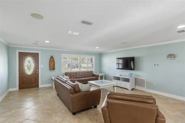 2287 CAROLYN DR, Dunedin, FL 34698