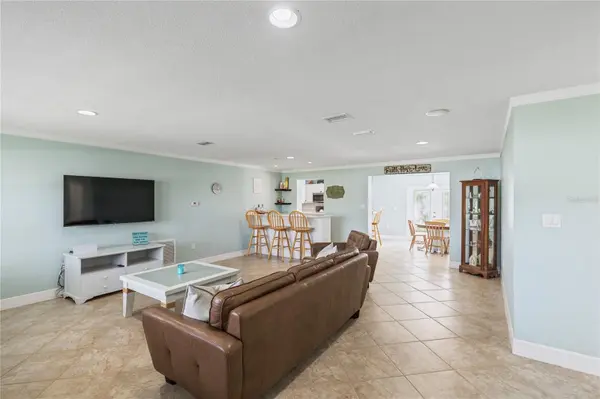 2287 CAROLYN DR, Dunedin, FL 34698