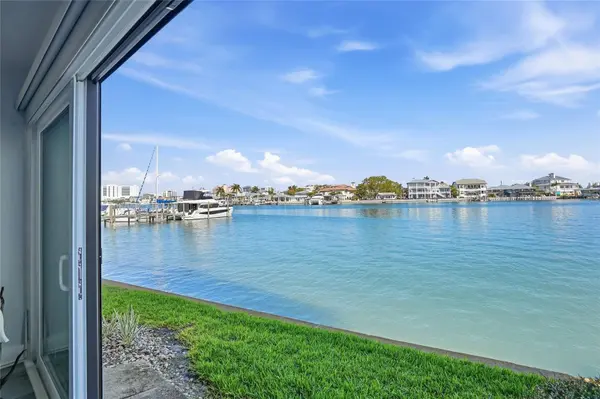 868 BAYWAY BLVD #101, Clearwater Beach, FL 33767