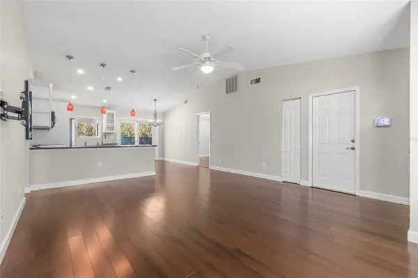 3309 W NAPOLEON AVE, Tampa, FL 33611
