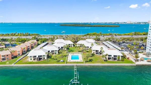 7300 SUNSHINE SKYWAY LN S #210, St Petersburg, FL 33711