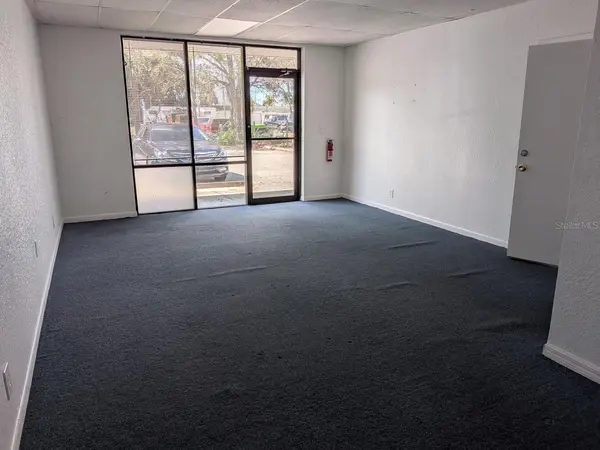 5630 PARK BLVD N #A & B, Pinellas Park, FL 33781