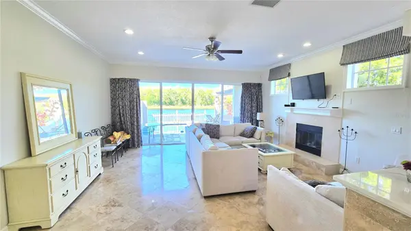 1806 LAGO VISTA BLVD, Palm Harbor, FL 34685