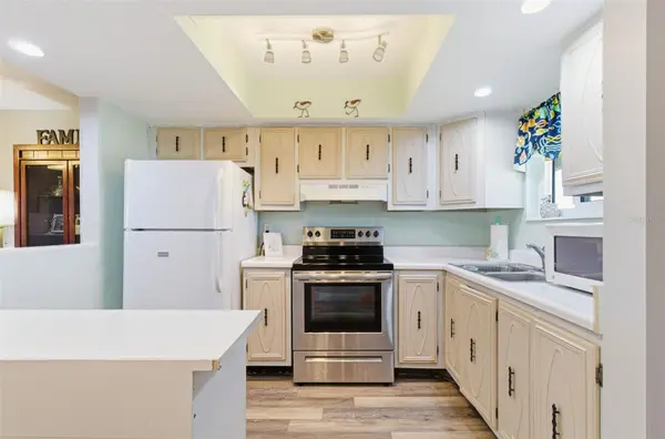 801 83RD AVE N #510, St Petersburg, FL 33702