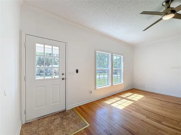 28477 SENTINEL ST, Nobleton, FL 34661