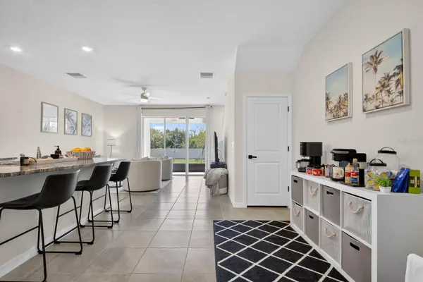 350 MANGROVE SHADE CIR, Apollo Beach, FL 33572