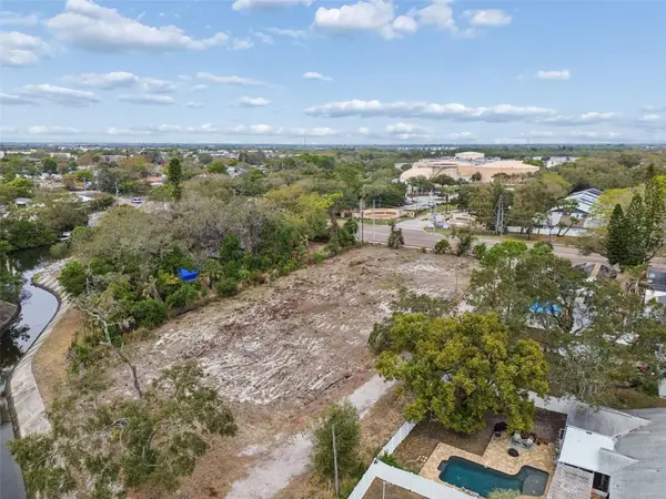 5306 73RD WAY N, St Petersburg, FL 33709
