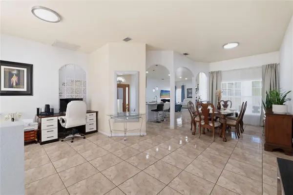 1907 W MOHAWK AVE, Tampa, FL 33603