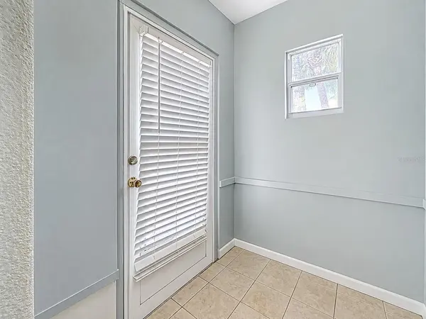 250 ROSERY RD NW #228, Largo, FL 33770